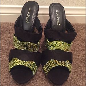 Shoedazzle Snakeskin Heels Size 9